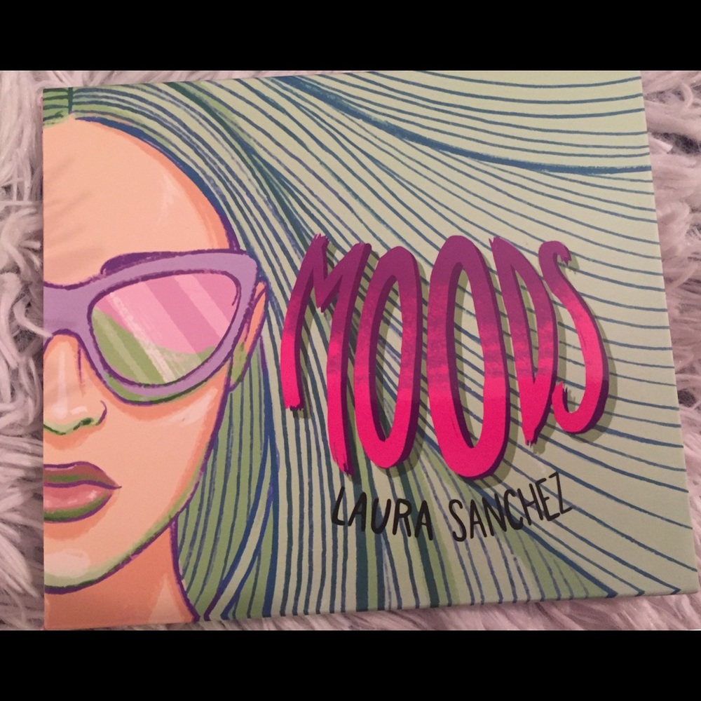 Moods Eyeshadow Palette